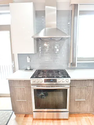 Rented by MAC Realty NY | media 17