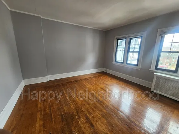 130 Bradley Ave, Meriden, CT