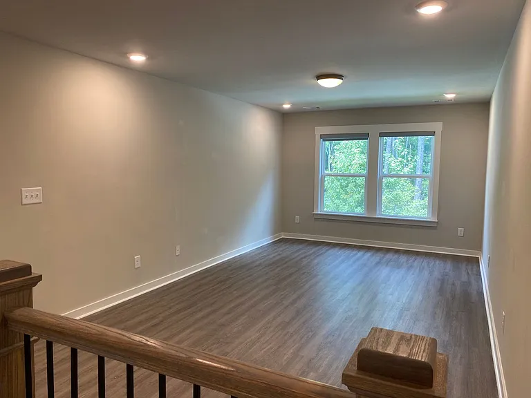 140 Pickett Fence Ln — Photo 28