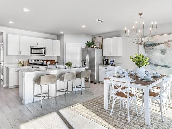 2nd image of 19048 Tangerine RD