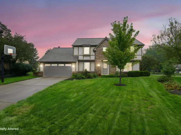 8414 Netherlands Pl, Columbus, OH 43235