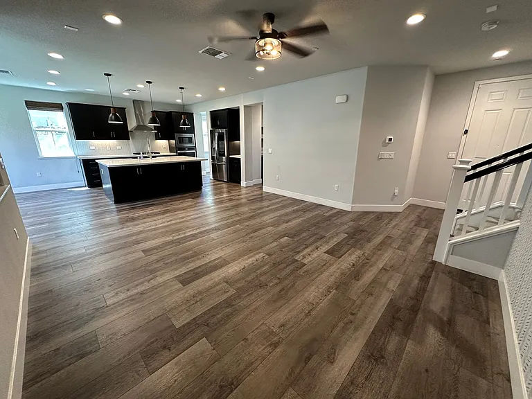 360 W Thurman Ave — Photo 5