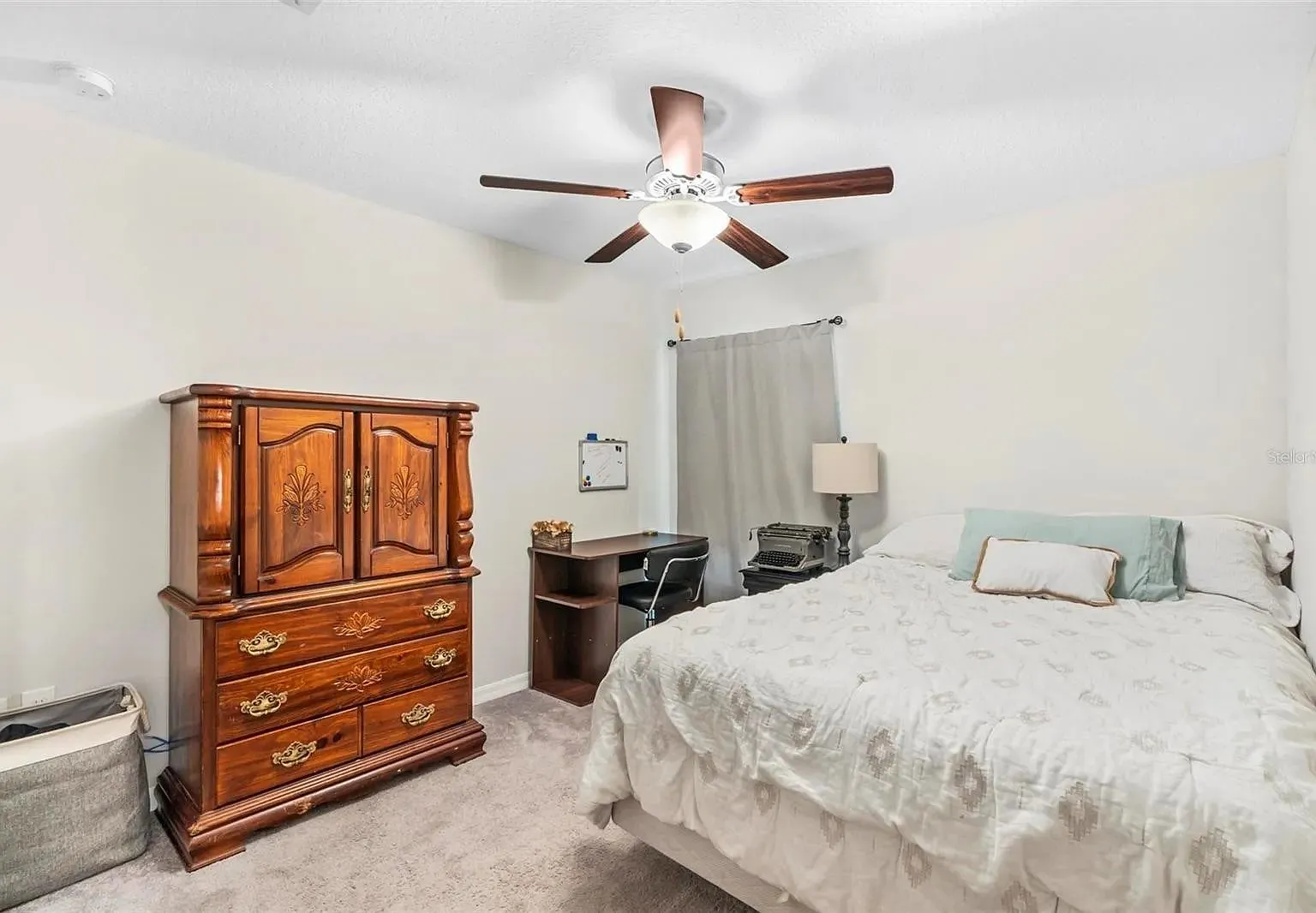 4 bed, 1935 sqft, $2,600 — Photo 4