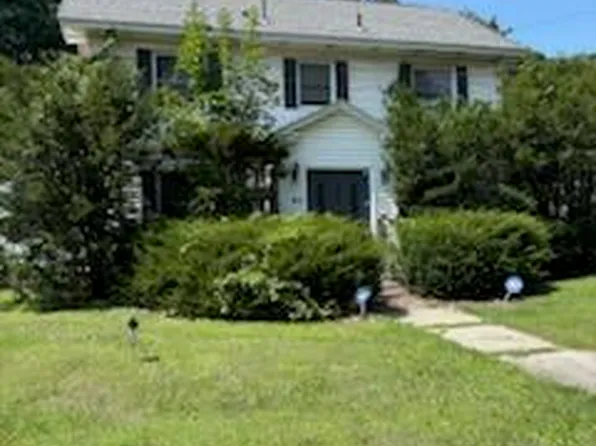 450 South St, Pittsfield, MA 01201