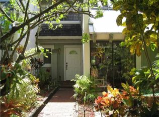 7032 SW 53rd Ln, Miami, FL 33155