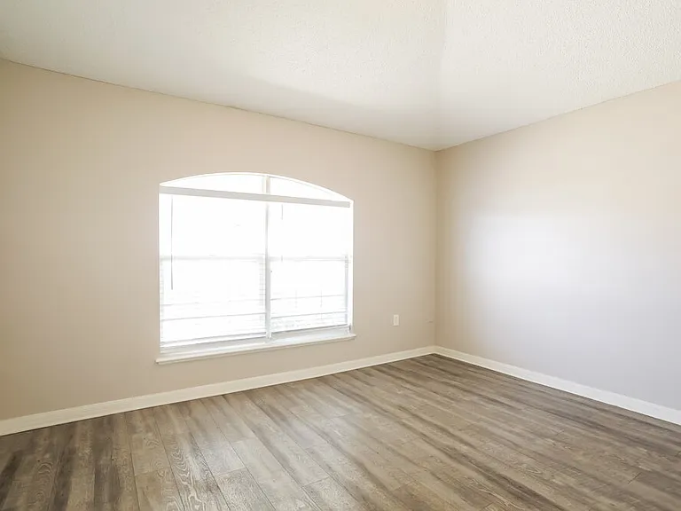 3640 Alec Dr — Photo 12
