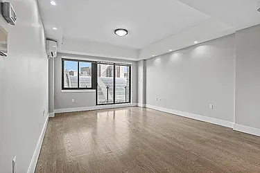 2858 Stillwell Avenue #2G image 1 of 6