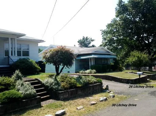 26 Litchey Dr, Plains Twp, PA 18702