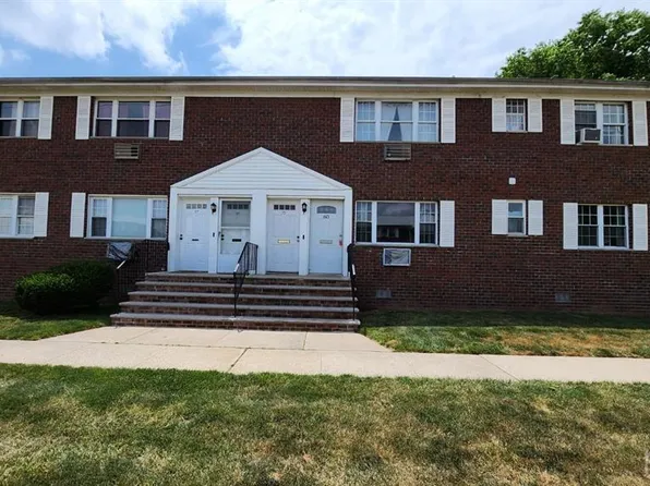60 Gramercy Gdns #B, Middlesex, NJ 08846
