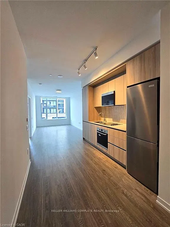 1 bed, $2,225 — Photo 4