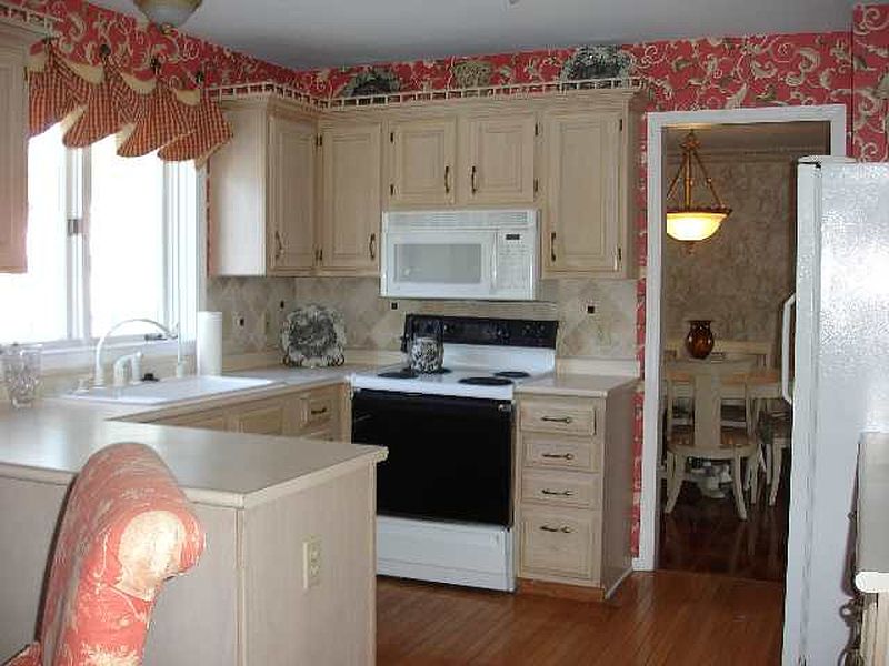5th image of 1111 CLUTE CREST Drive