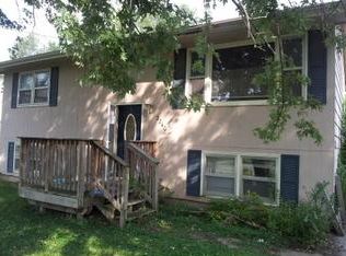 3240 NE Aurora Ave, Des Moines, IA 50317