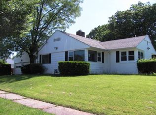 35 Rockview Ter, New Haven, CT 06511