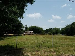 3220 Vine St, Euless, TX 76040