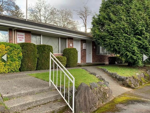 3rd image of 2625 NE 9th Pl Unit 6