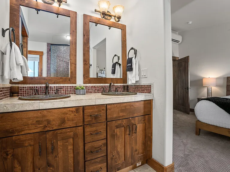 1767 River Queen Ln — Photo 24