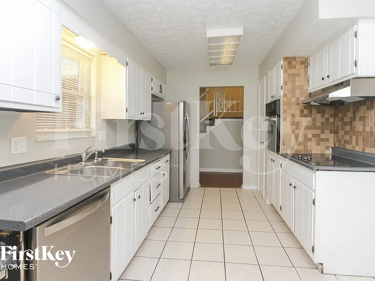 9570 Gemini Dr — Photo 5