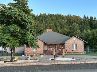 3417 NE Douglas Ave, Roseburg, OR 97470