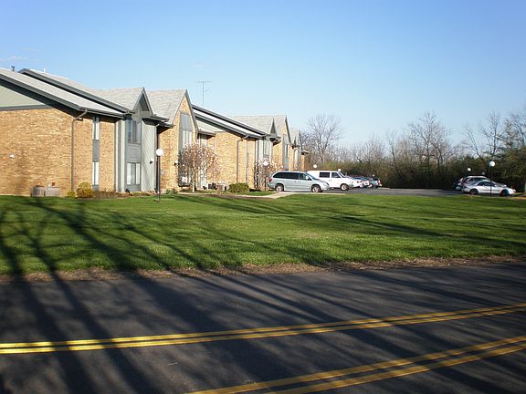 2nd image of 1952 Washington South Dr