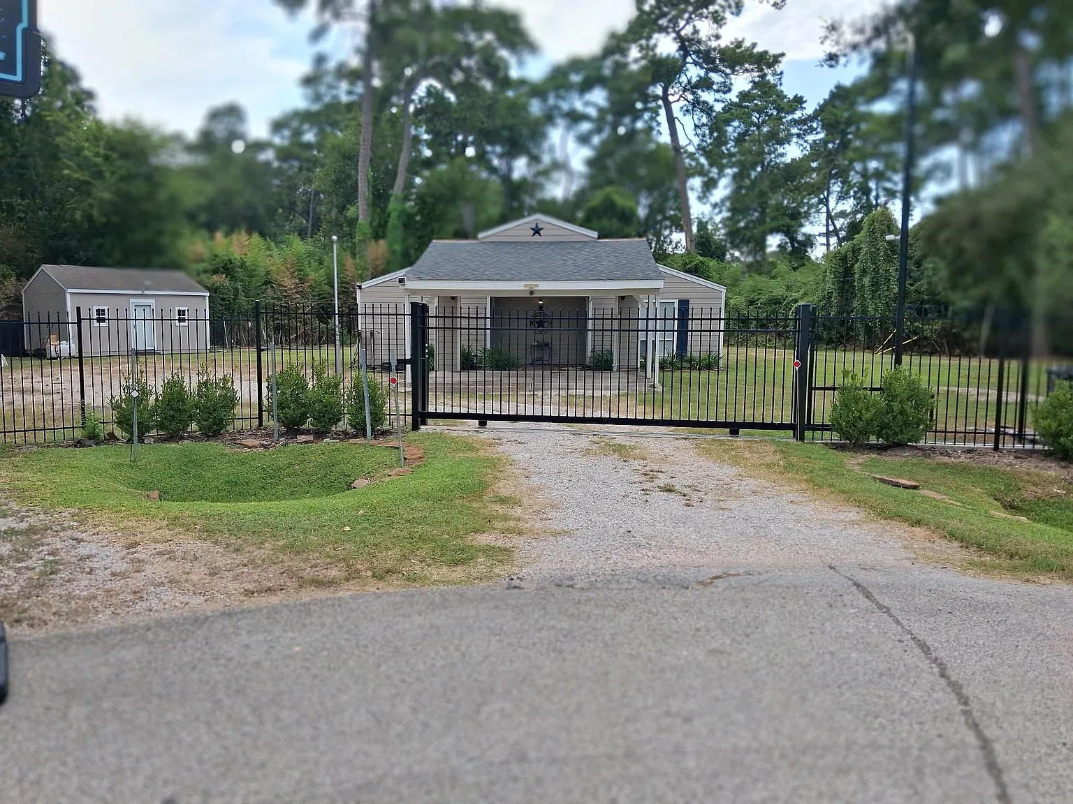 2 bed, 1.5 bath, 1121 sqft, $1,450 — Photo 1