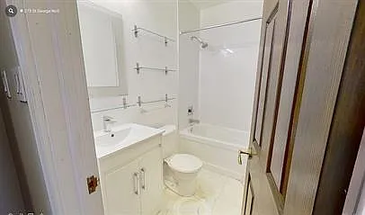273 Saint George St — Photo 17