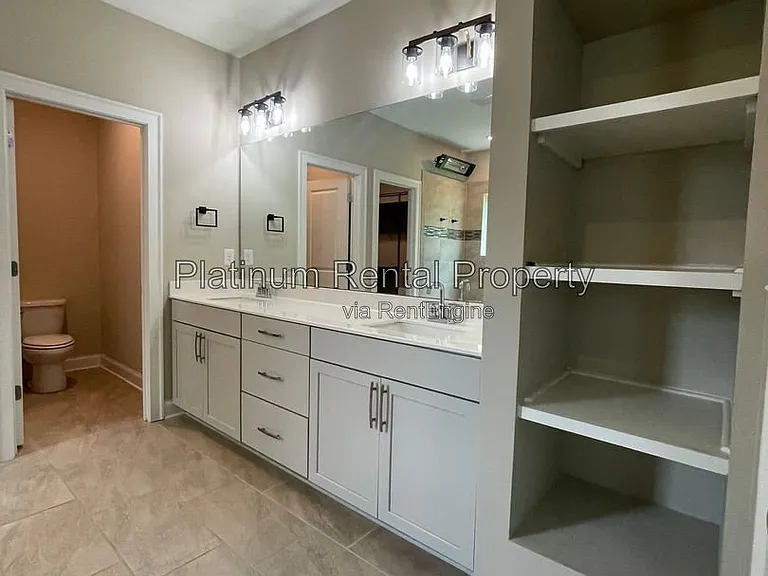 3215 Summerpoint Xing — Photo 41