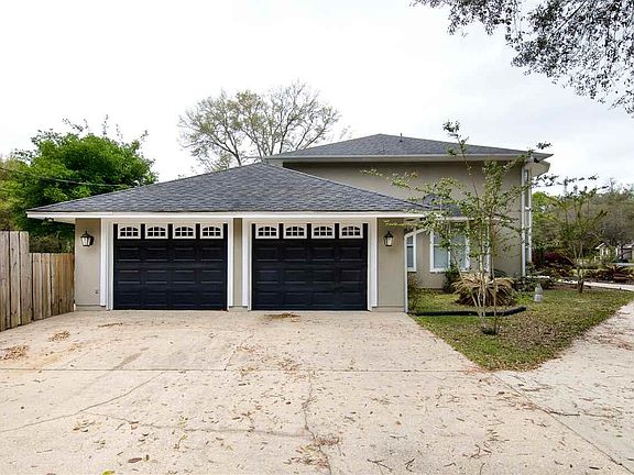 3rd image of 5675 Meadowlark Ln