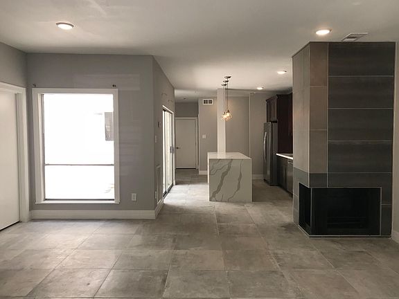 5th image of 12625 Memorial Dr APT 30