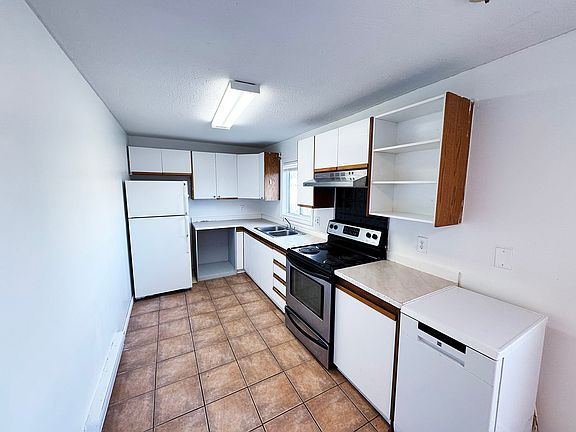 5th image of 46199 Bole Ave #4