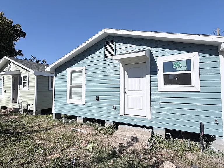 2617 Sam Wilson St — Photo 9