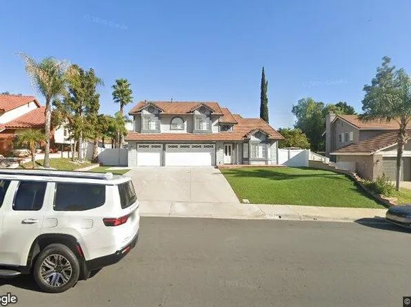 10278 Lake Summit Dr, Moreno Valley, CA 92557