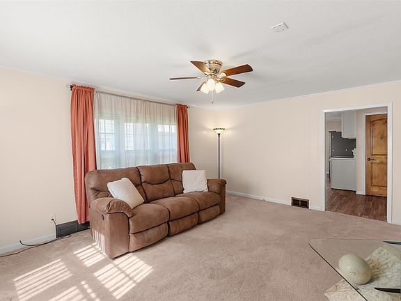 3rd image of 1420 5th St