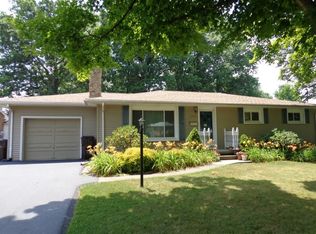 1790 Woodside Dr, Hermitage, PA 16148