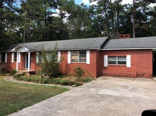 1211 Fairview Dr, Waynesboro, MS 39367