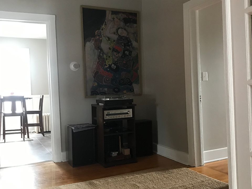 1st image of 310 N 1st St #2