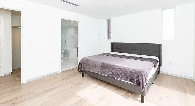 700 NE 14th Ave #206 — Photo 38
