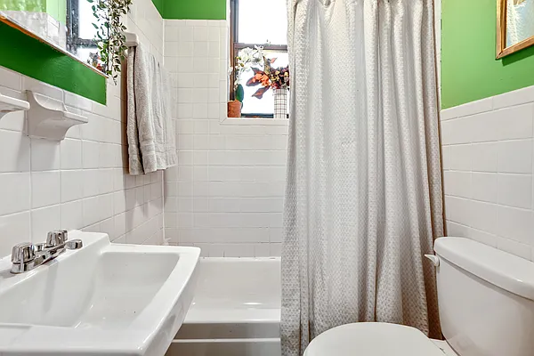 Rented by Home by Choice LLC | media 9