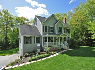 3 Shannon Dr, Nottingham, NH 03290