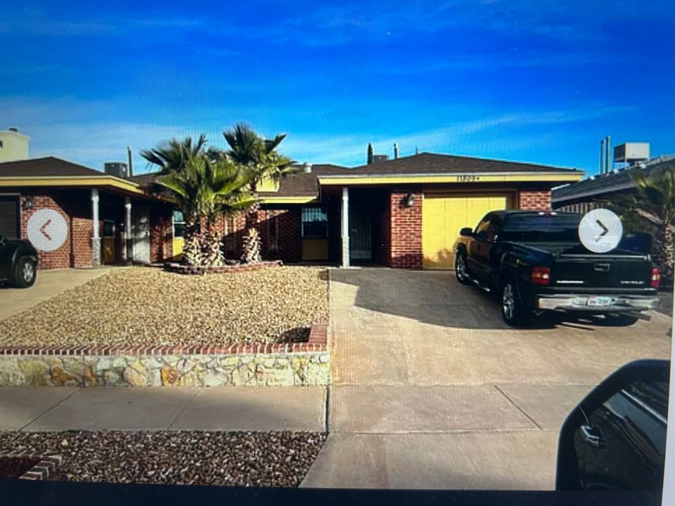 unit on right is the unit for rent