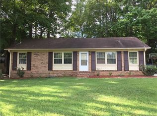 301 Clearbrook Rd, Matthews, NC 28105
