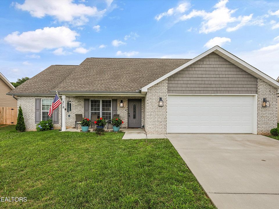 1st image of 218 Horton Ln
