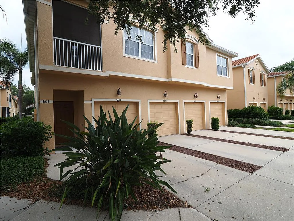 Building Photo - 3617 Parkridge Cir #11-202