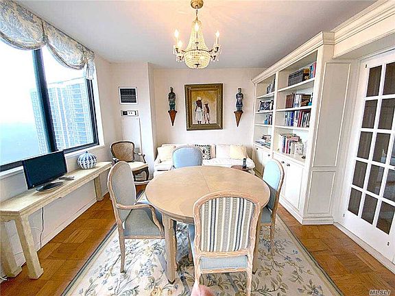 5th image of 27010 Grand Central Pkwy APT 26K
