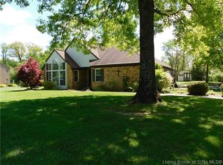 568 Stoneview Dr, New Albany, IN 47150