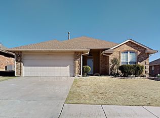 1405 SE 16th St, Moore, OK 73160