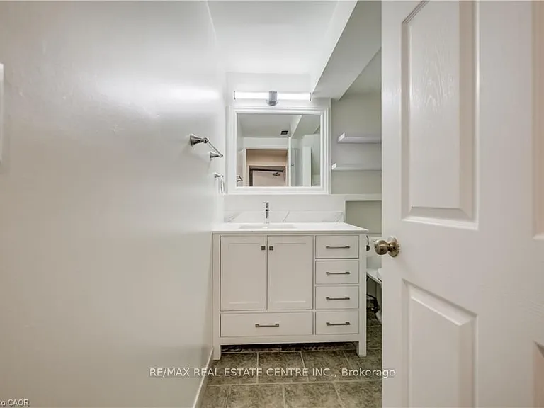297 Country Hill Dr #C — Photo 11