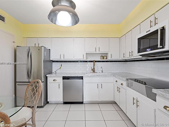2nd image of 9341 E Bay Harbor Dr APT 6D