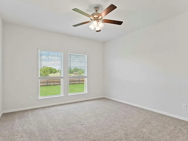 1214 Carnaby Dr — Photo 18