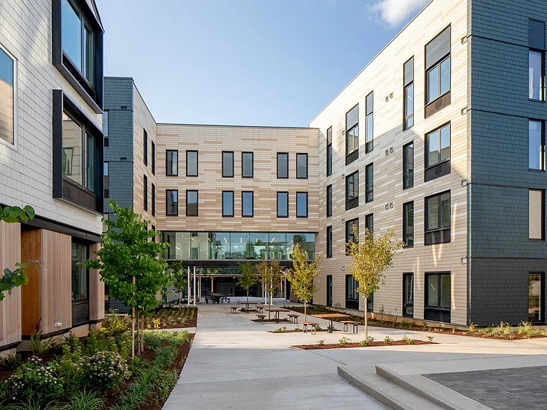 Mahonia Crossing Apartments I — Photo 8