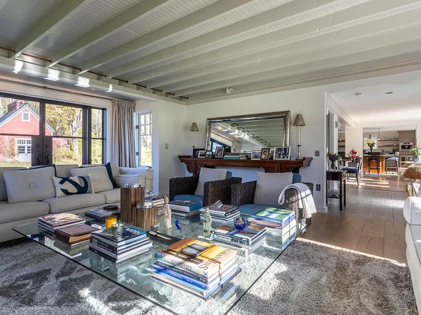 5274 West Woodstock Road, Woodstock, VT 05091